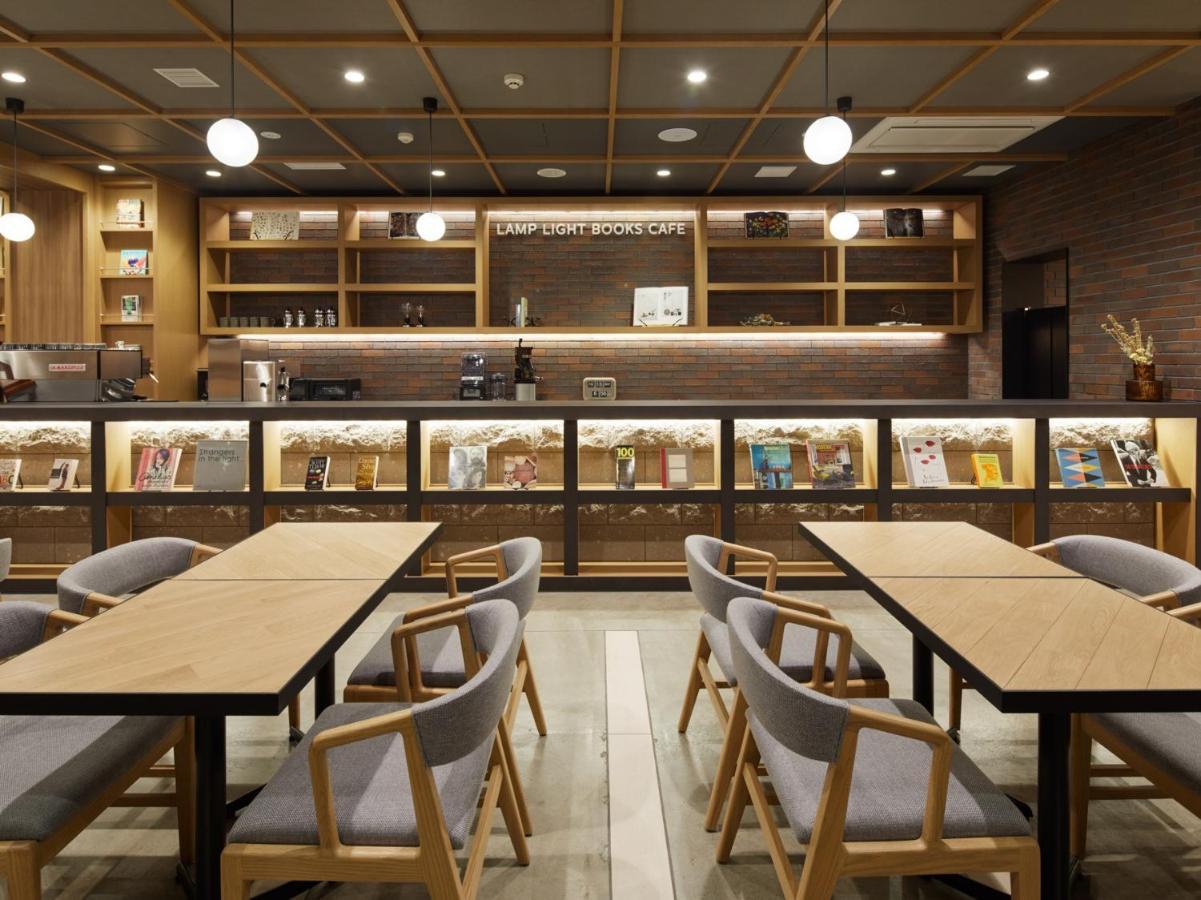 Lamp Light Books Hotel Sapporo Exterior photo
