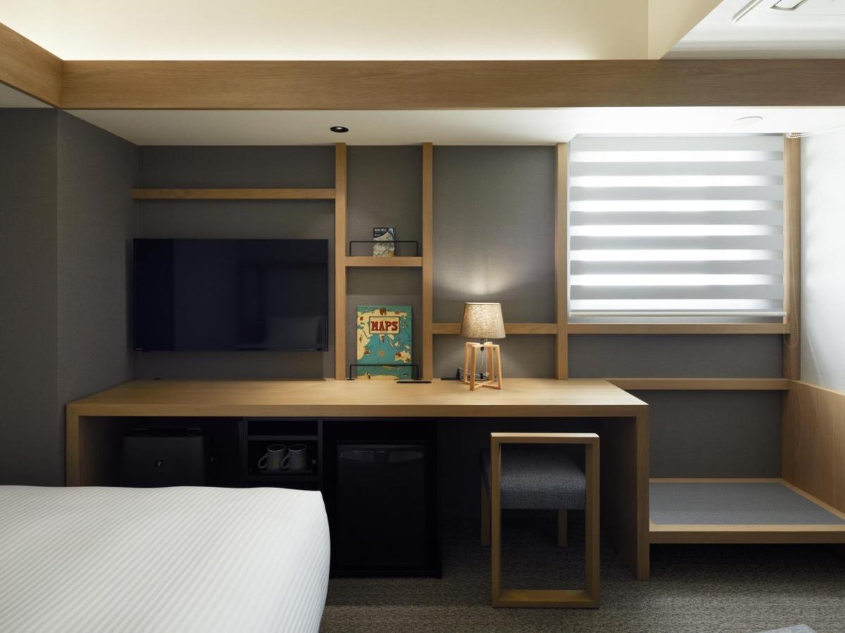 Lamp Light Books Hotel Sapporo Exterior photo