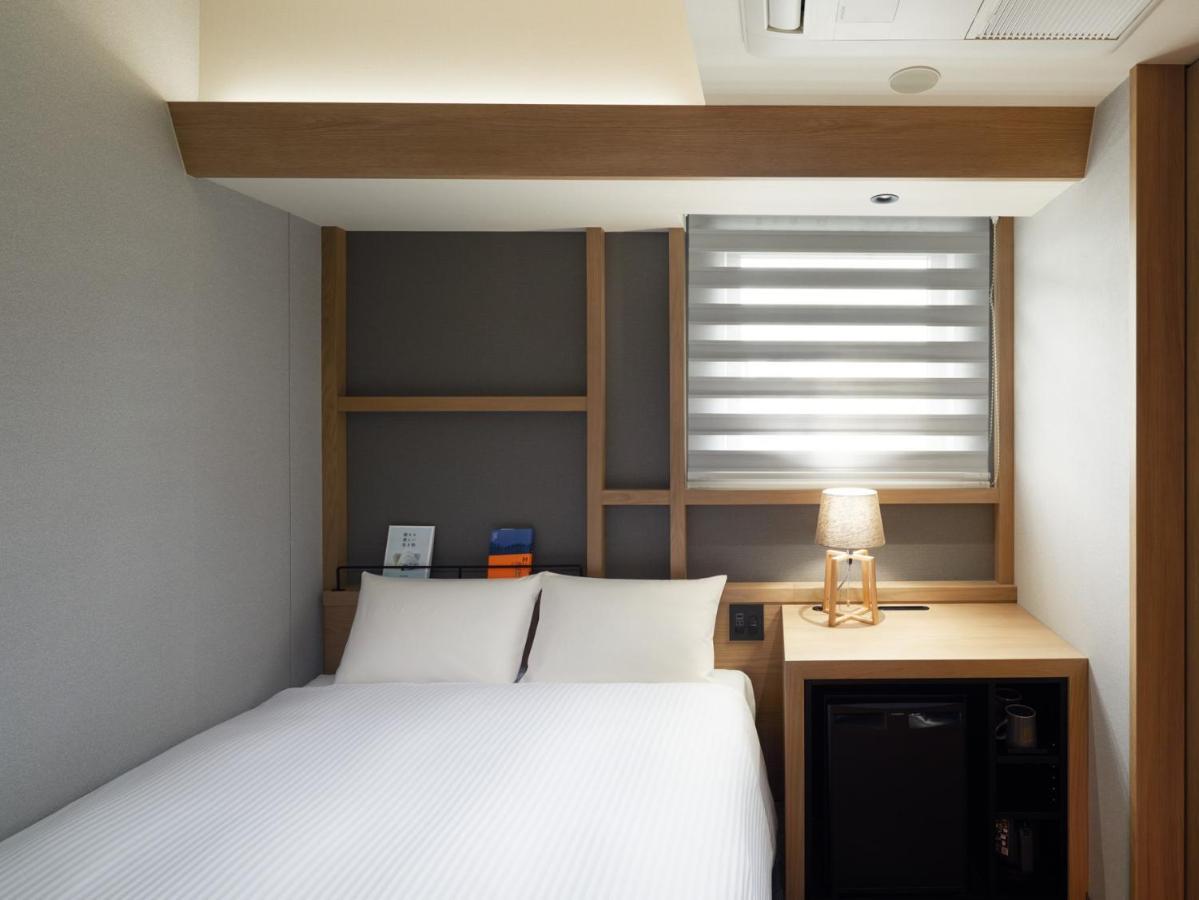 Lamp Light Books Hotel Sapporo Exterior photo