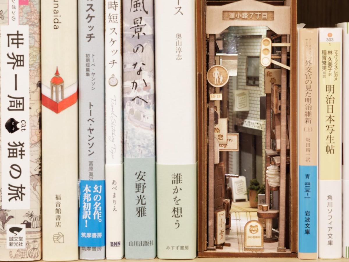 Lamp Light Books Hotel Sapporo Exterior photo